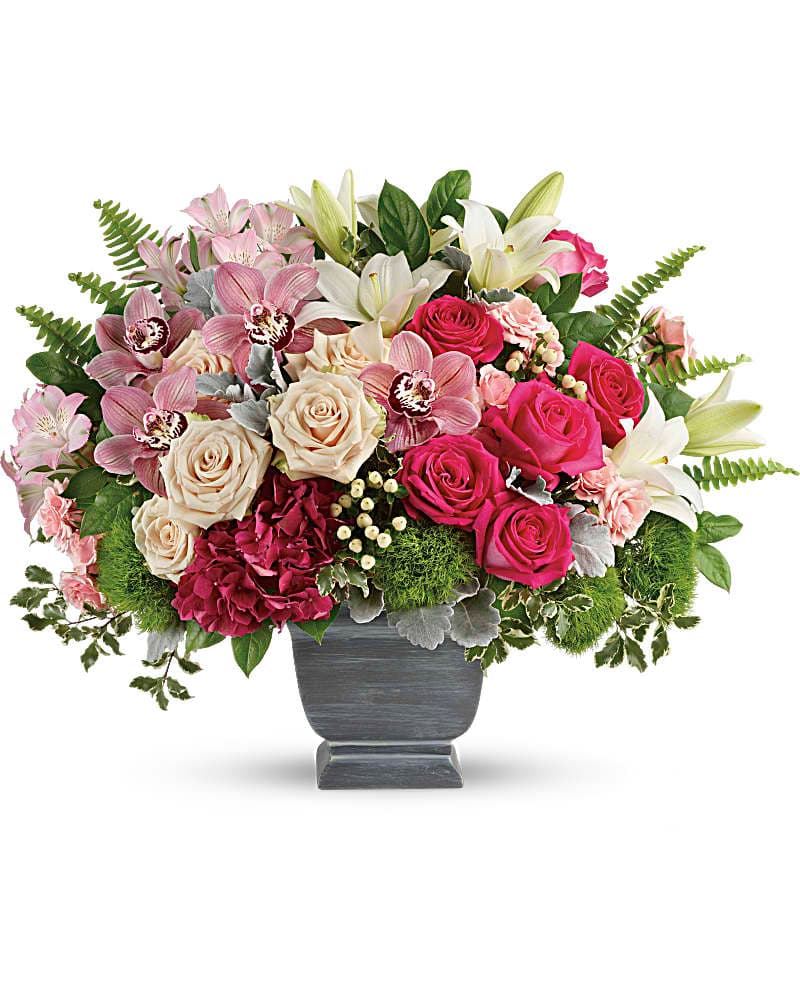 Teleflora's Grand Beauty Bouquet